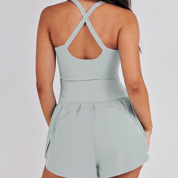 Athletic Running One Piece Romper NWOT - Picture 4 of 10